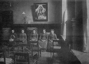 Gemeenschapsstuuv f&ouml;r Fruuns. Histoorsche Opnahm. Klick op to'n Vergr&ouml;ttern!