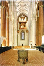 hooch baven de Orgel