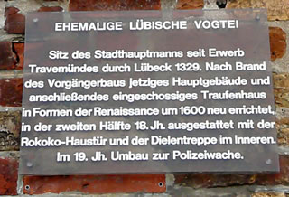 Hier warrt dat op Hoochd&uuml;&uuml;tsch verklaart